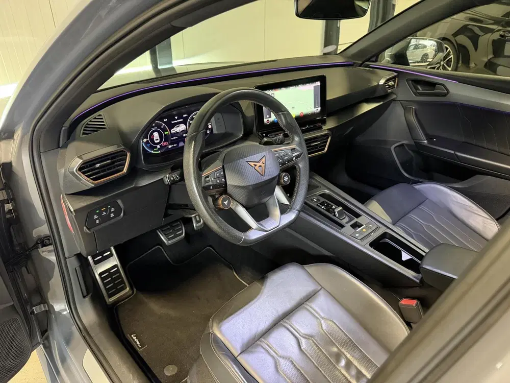 Cupra Leon 1.4 e-Hybrid VZ Copper Edition Pano uit 2021, foto 11