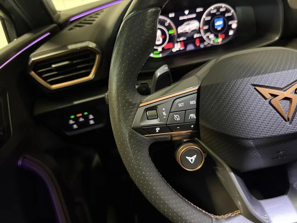 Cupra Leon 1.4 e-Hybrid VZ Copper Edition Pano uit 2021, foto 14