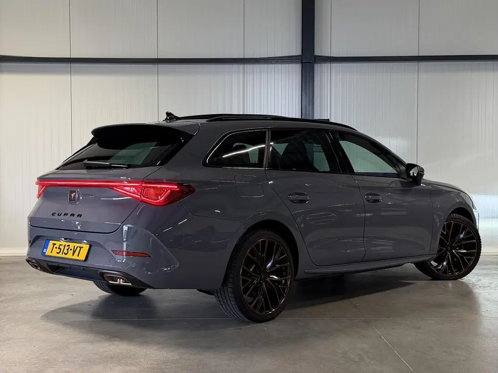 Cupra Leon 1.4 e-Hybrid VZ Copper Edition Pano uit 2021, foto 3
