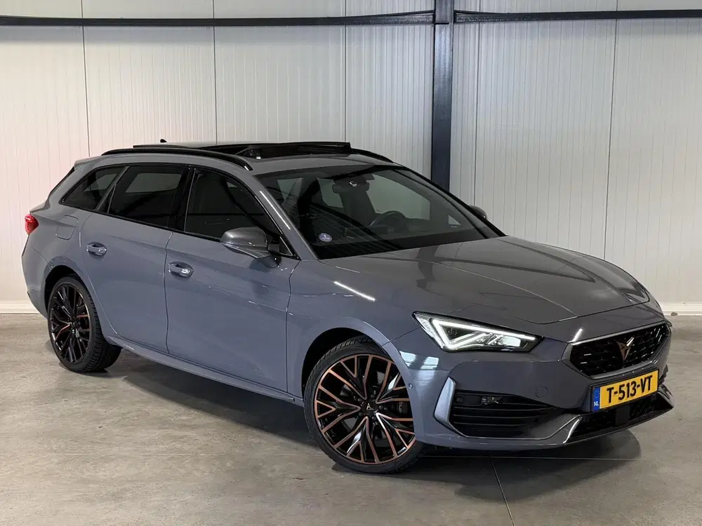 Cupra Leon 1.4 e-Hybrid VZ Copper Edition Pano uit 2021, foto 5