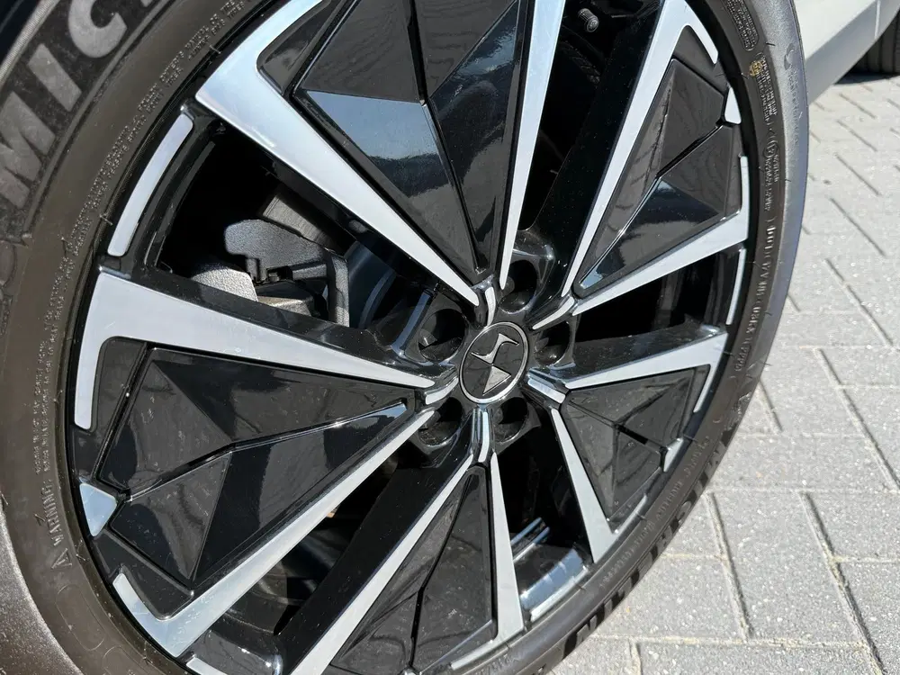 DS Automobiles DS 7 DS 7 1.6 PHEV 300 4x4 PALLAS HIFI FOCAL SC uit 2025, foto 7