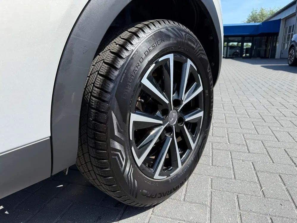 DS Automobiles DS 3 DS 3 1.2 Hybrid 136 EAT PERF LINE HEAD UP uit 2024, foto 8