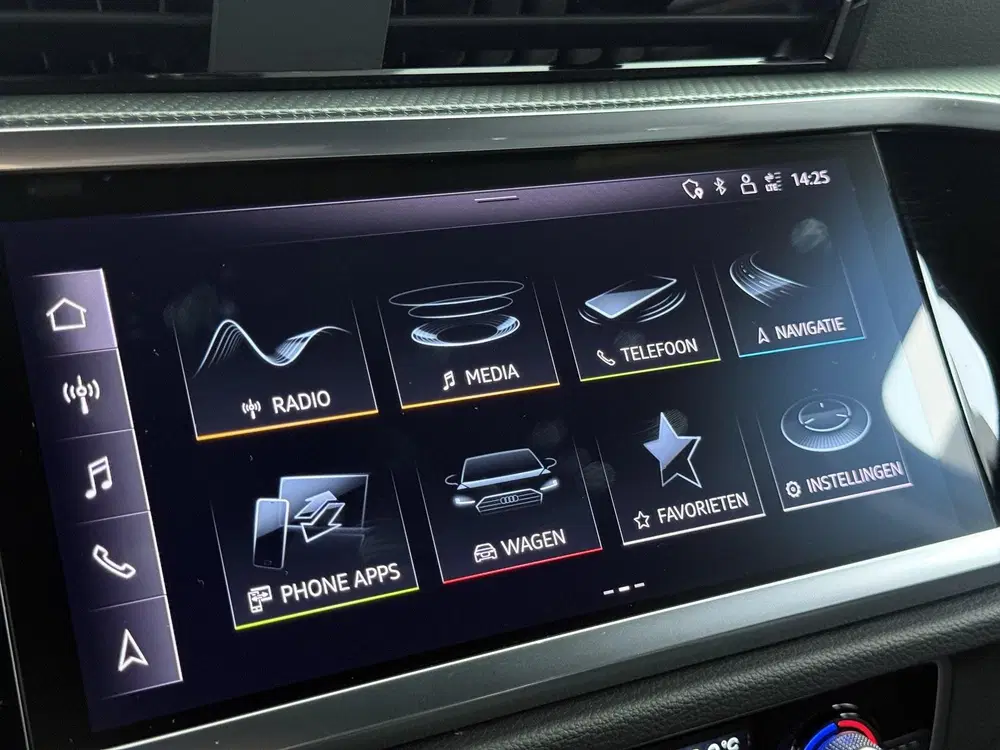 Audi Q3 35 TFSI S Edition uit 2021, foto 15
