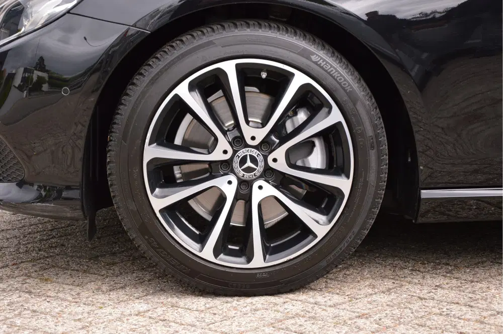 Mercedes-Benz E-Klasse 200 AVANTGARDE LED uit 2019, foto 5
