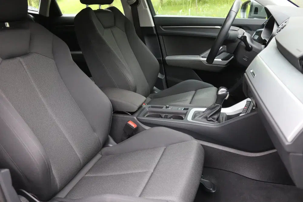Audi Q3 45 TFSI e S-Line LED uit 2023, foto 10