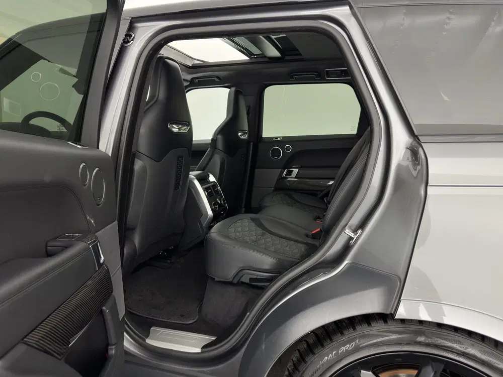 Land Rover Range Rover Sport 5.0 V8 SC SVR Aut. *PANO uit 2019, foto 10