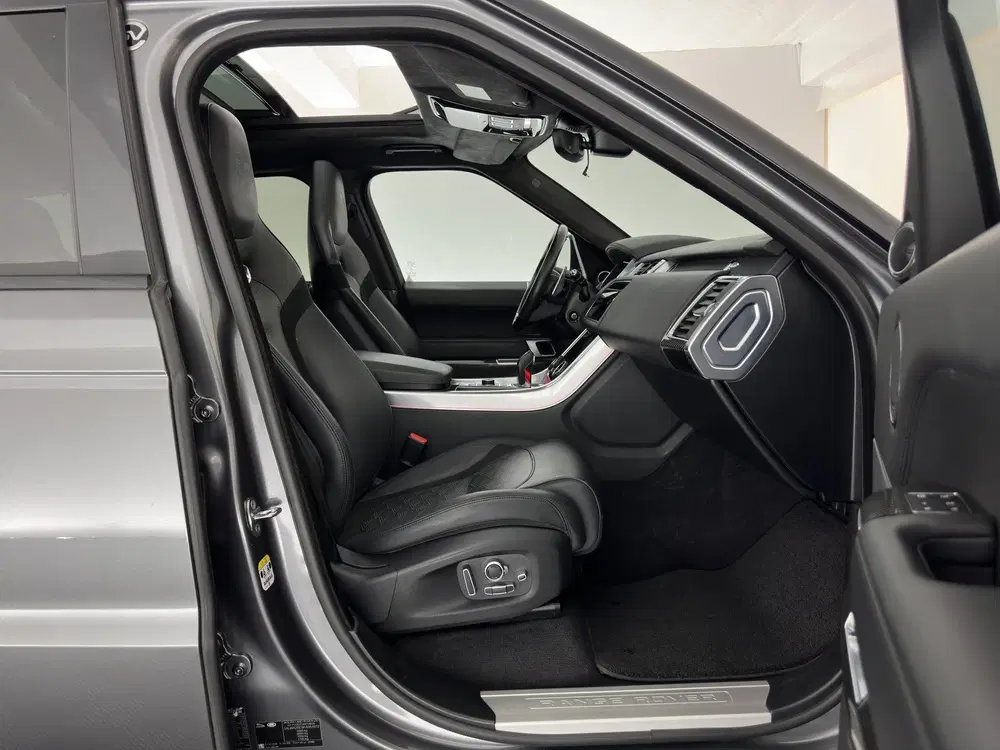 Land Rover Range Rover Sport 5.0 V8 SC SVR Aut. *PANO uit 2019, foto 13