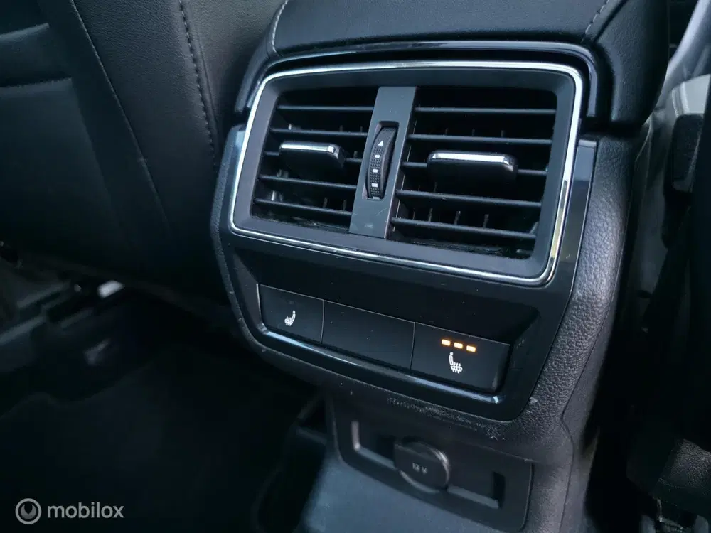 Skoda Karoq 1.5 TSI DSG uit 2019, foto 11