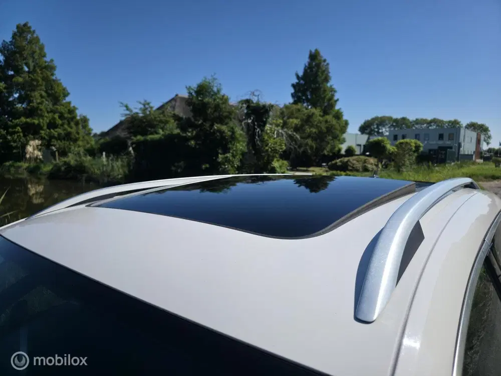 Skoda Karoq 1.5 TSI DSG uit 2019, foto 2