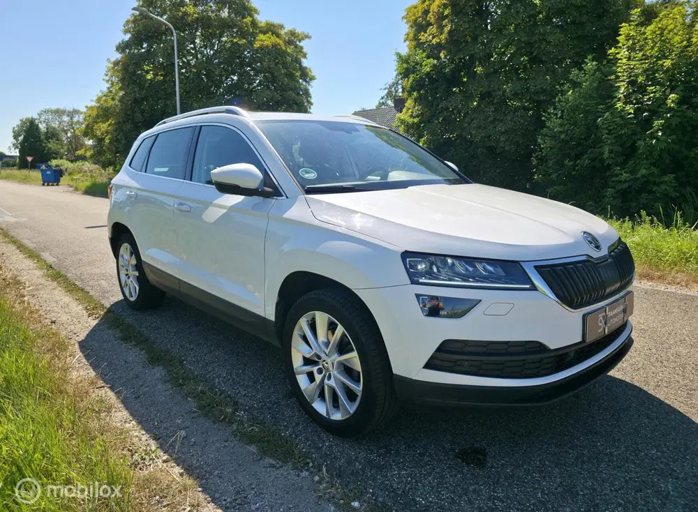 Skoda Karoq 1.5 TSI DSG uit 2019, foto 4