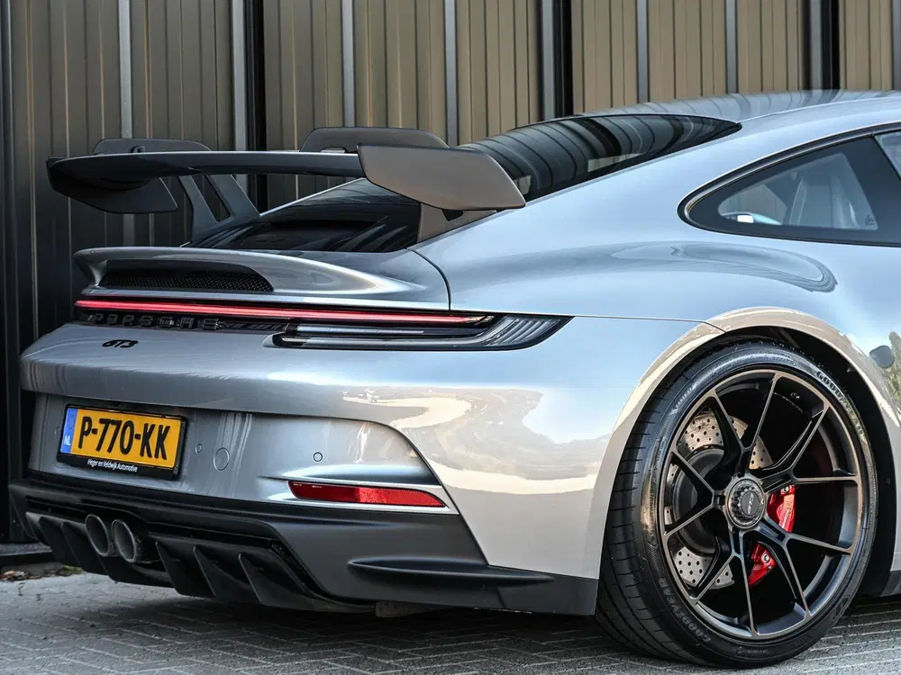 Porsche 911 4.0 GT3 uit 2022, foto 13