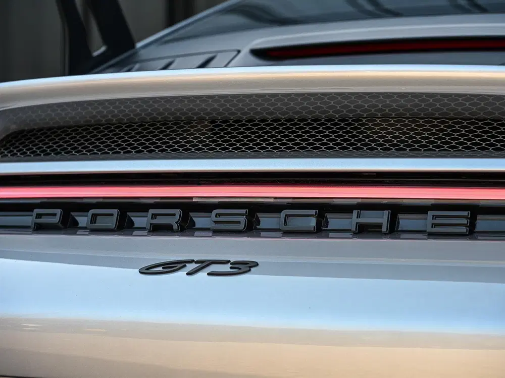 Porsche 911 4.0 GT3 uit 2022, foto 14