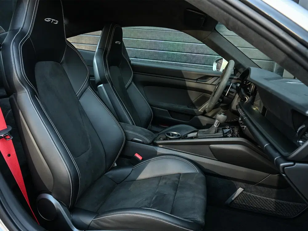 Porsche 911 4.0 GT3 uit 2022, foto 15