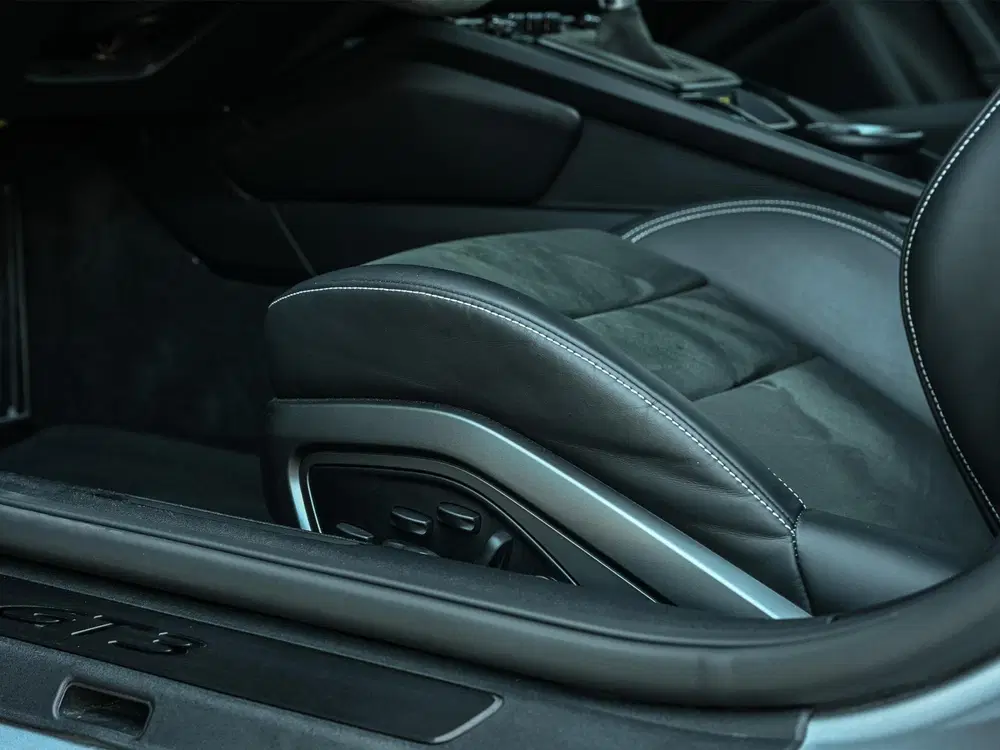 Porsche 911 4.0 GT3 uit 2022, foto 4
