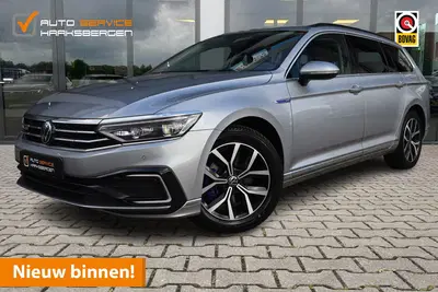 Volkswagen Passat 1.4 TSI PHEV GTE Business uit 2022