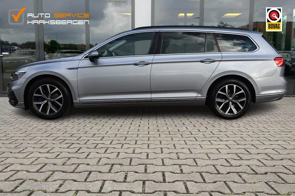 Volkswagen Passat 1.4 TSI PHEV GTE Business uit 2022, foto 2