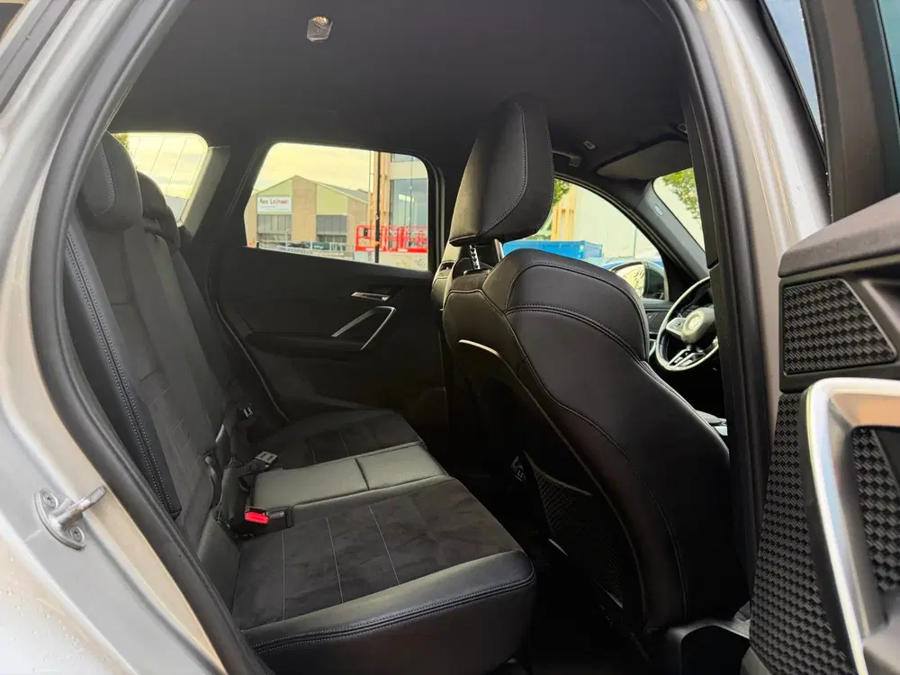 BMW X1 SDrive18i AUT uit 2023, foto 13