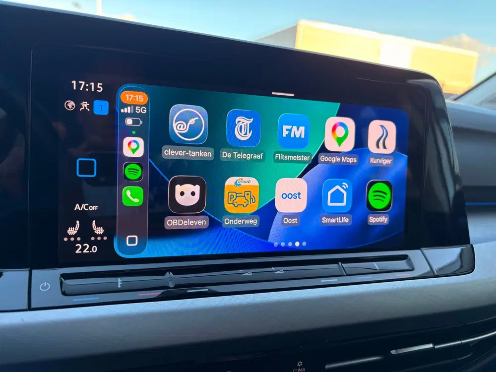Volkswagen Golf 1.0 eTSI Life Business uit 2023, foto 8