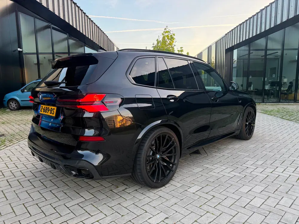 BMW X5 XDrive45e High Executive M Sport Pano Soft uit 2021, foto 5