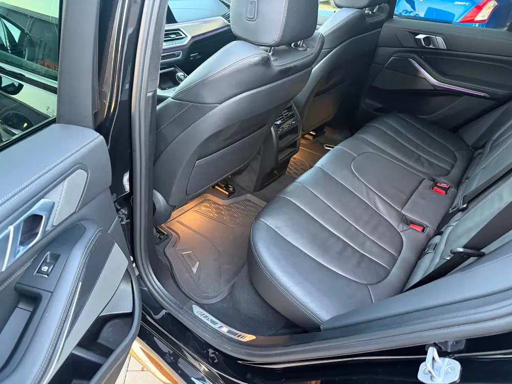 BMW X5 XDrive45e High Executive M Sport Pano Soft uit 2021, foto 8