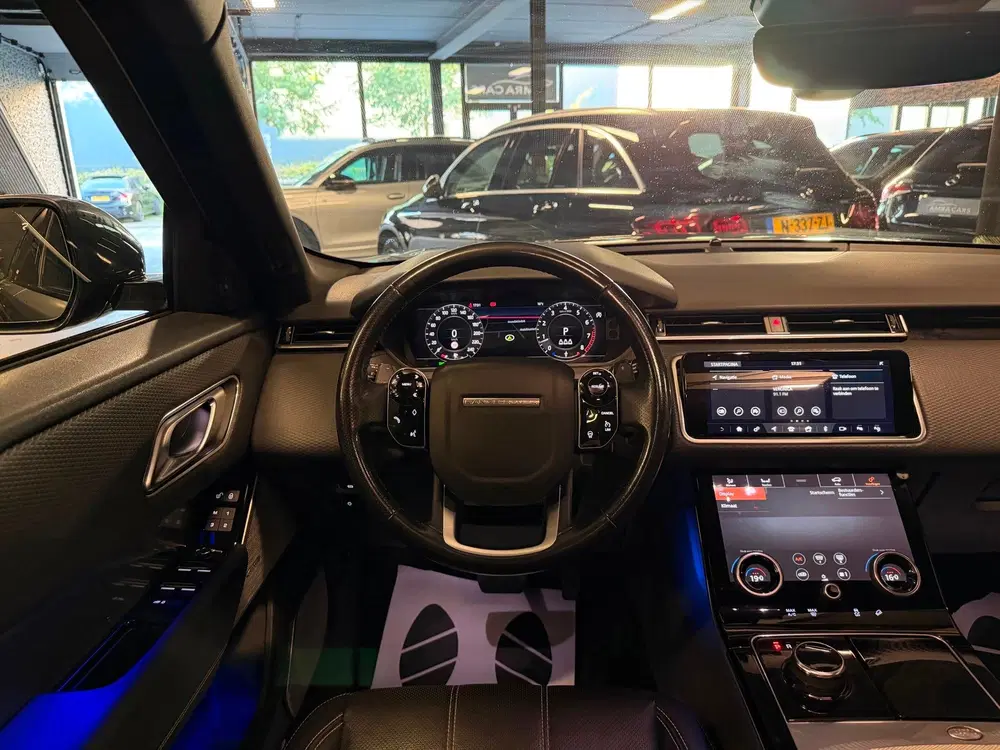 Land Rover Range Rover Velar 2.0 P250 Turbo R-Dynamic SE uit 2019, foto 4
