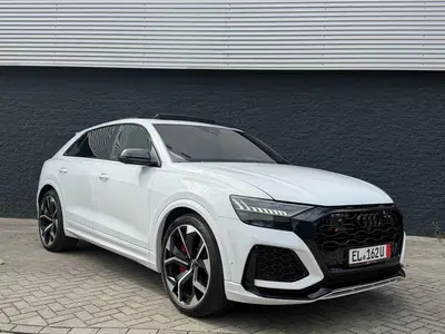 Audi Q8 4.0 TFSI RS Q8 quattro PANO uit 2020