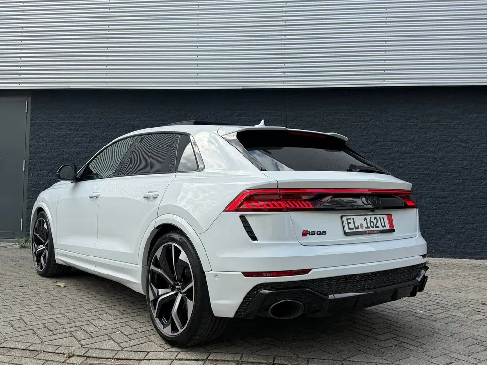 Audi Q8 4.0 TFSI RS Q8 quattro PANO uit 2020, foto 5
