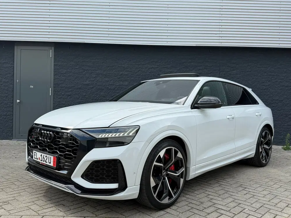 Audi Q8 4.0 TFSI RS Q8 quattro PANO uit 2020, foto 7