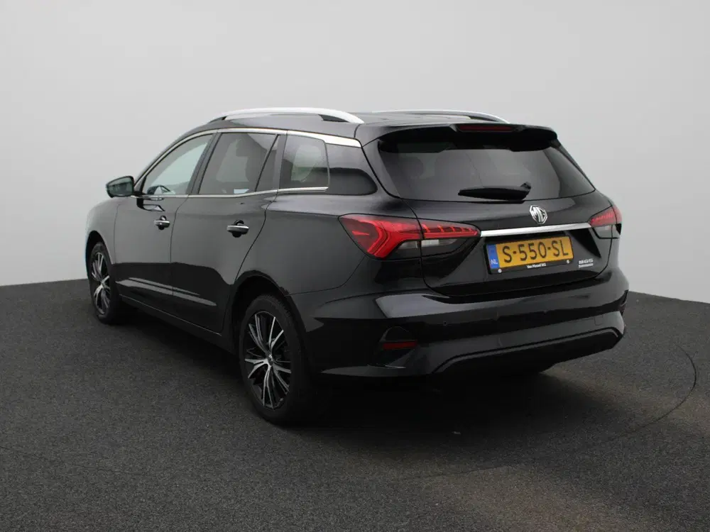 MG MG5 Long Range Luxury 61 kWh uit 2023, foto 2