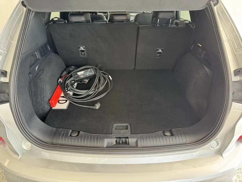 Ford Kuga 2.5 PHEV E-CVT 225pk ST-Line Trekhaak uit 2020, foto 4