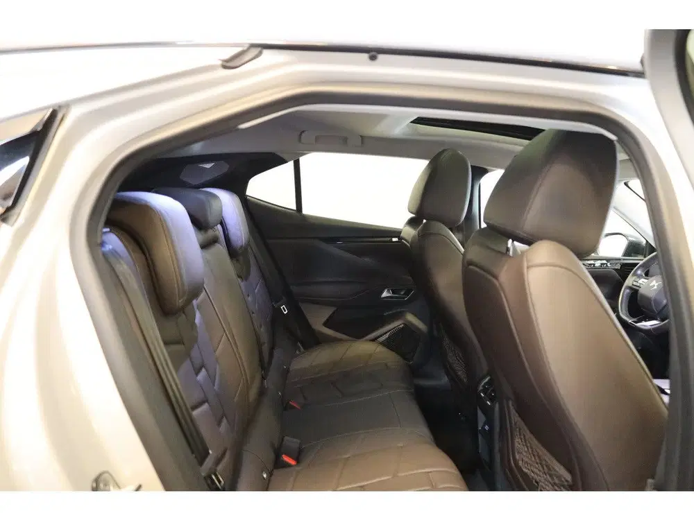 DS Automobiles DS 4 DS DS 4 e-Tense Opéra 225 Panorama dak uit 2023, foto 10