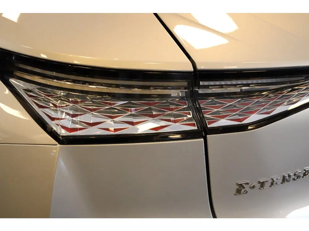 DS Automobiles DS 4 DS DS 4 e-Tense Opéra 225 Panorama dak uit 2023, foto 14