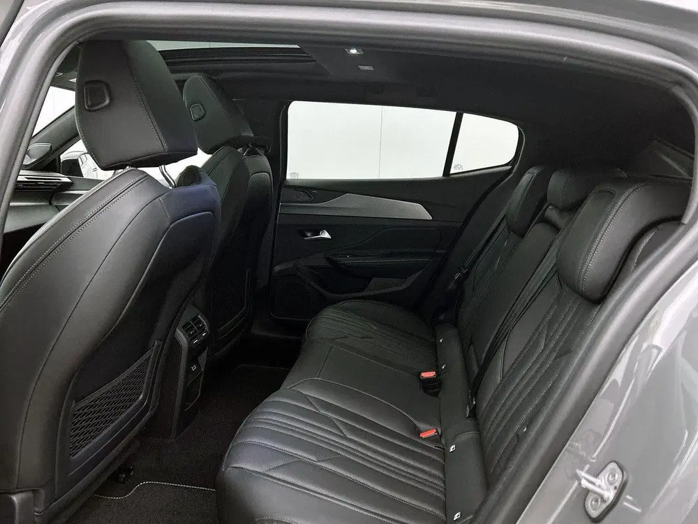 Peugeot 408 1.6 GT Exclusive Plug-In Hybrid 240 uit 2026, foto 14