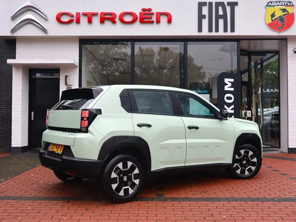 Fiat Grande Panda Mild Hybrid 110PK eDCT6 automaat Icon uit 2026, foto 4