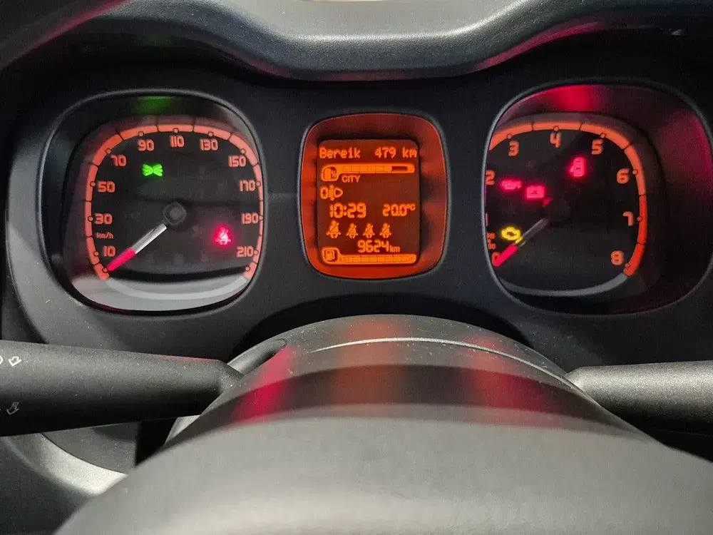 Fiat Panda 1.0 Hybrid Urban uit 2024, foto 14