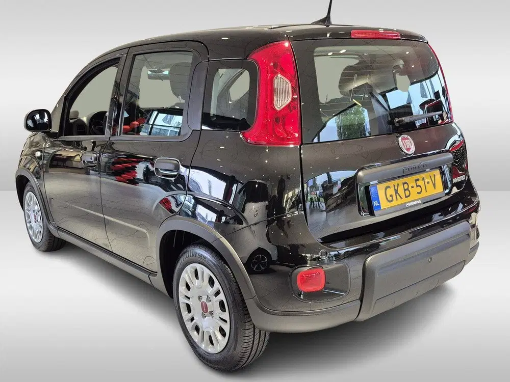 Fiat Panda 1.0 Hybrid Urban uit 2024, foto 4