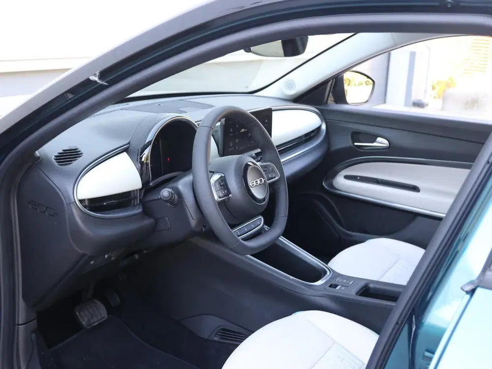 Fiat 600e La Prima 54 kWh 156pk uit 2026, foto 10