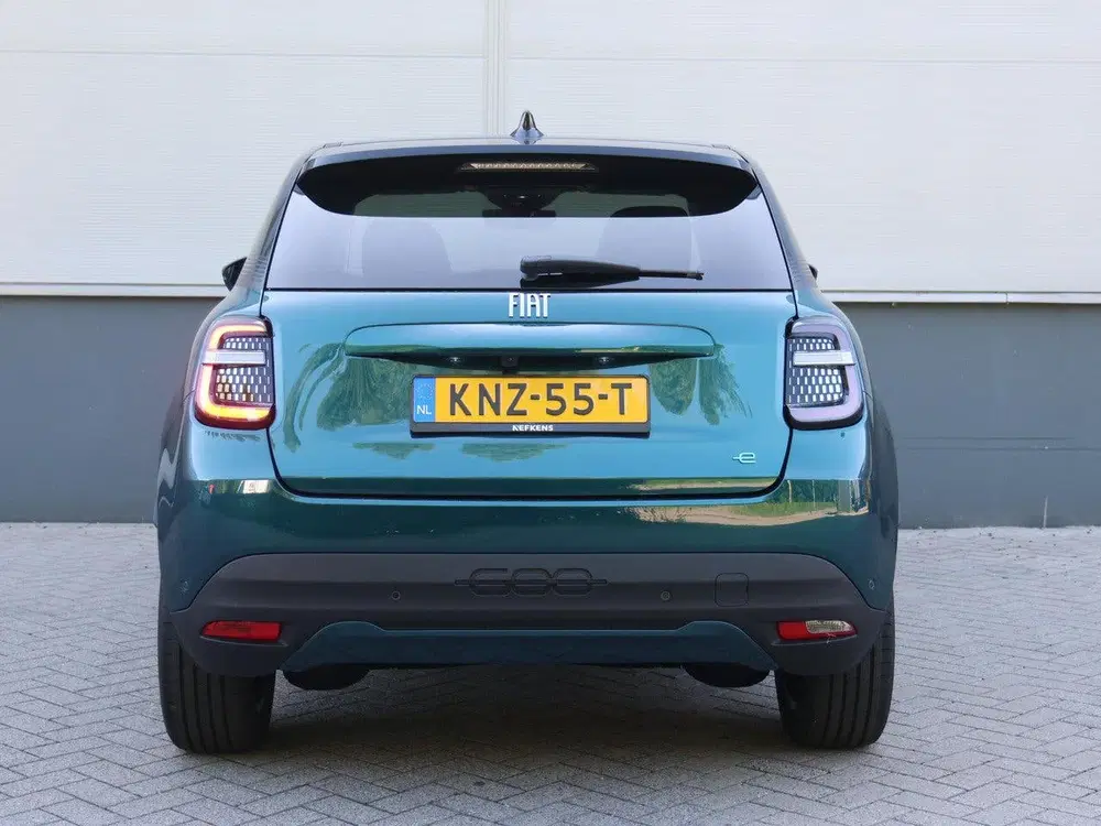 Fiat 600e La Prima 54 kWh 156pk uit 2026, foto 7
