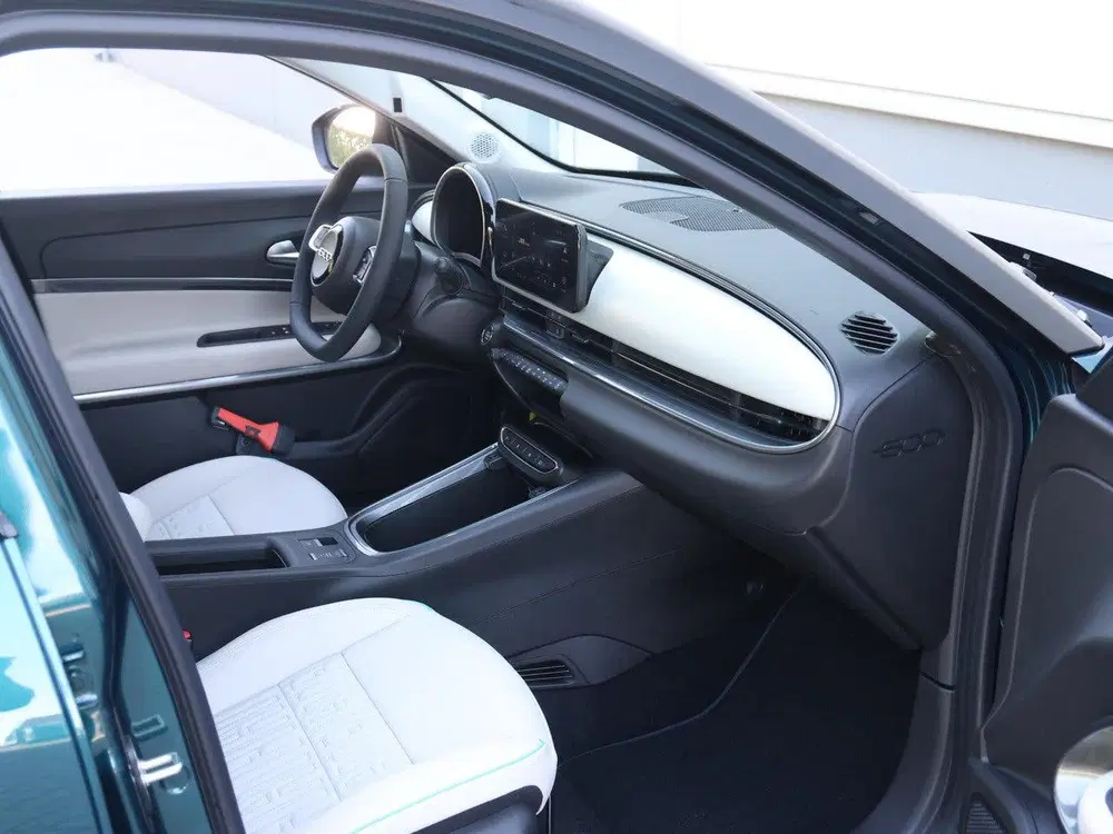 Fiat 600e La Prima 54 kWh 156pk uit 2026, foto 8