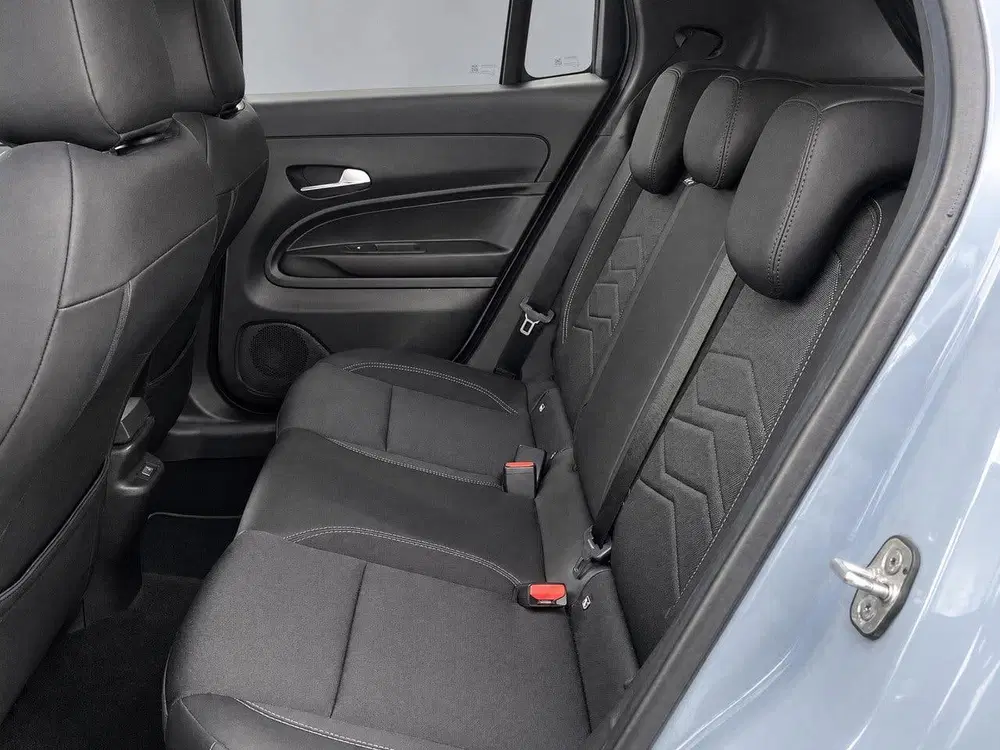 Jeep Avenger 1.2 e-Hybrid Altitude Navi uit 2025, foto 6