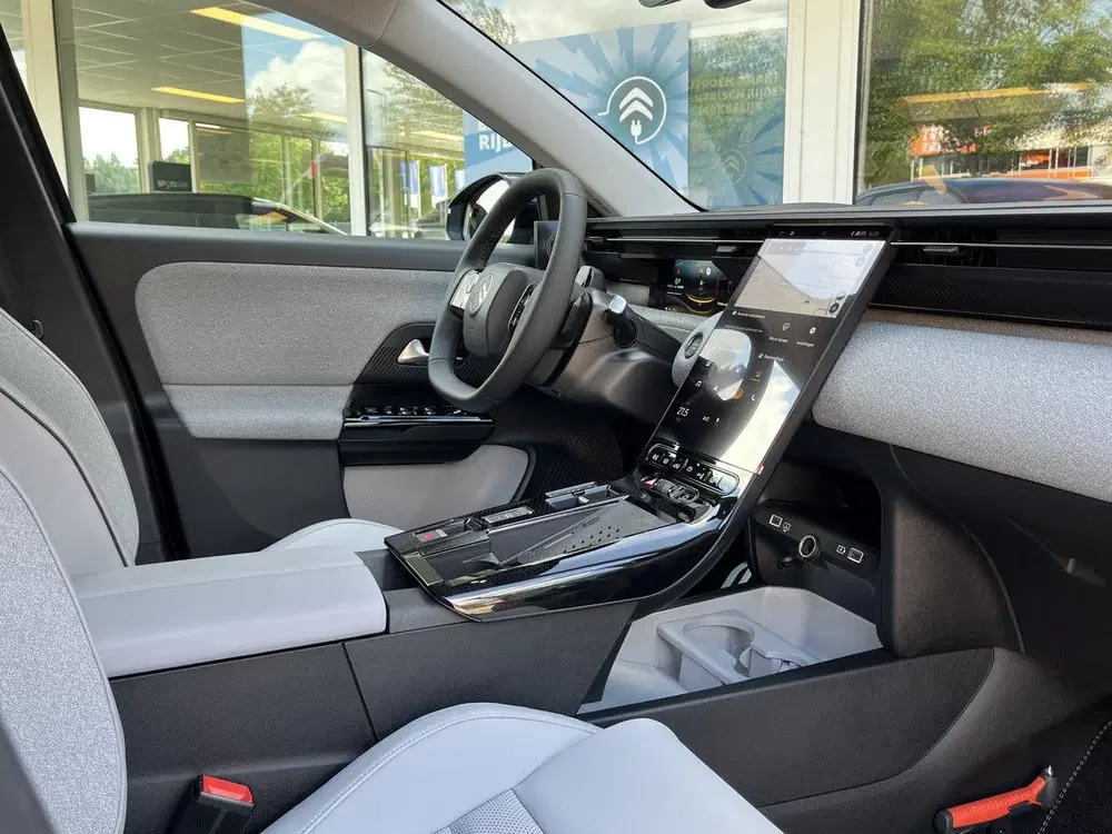 Citroën C5 Aircross 1.6 Plug-In Hybrid 225 Max ZEER LUXE AU uit 2026, foto 14