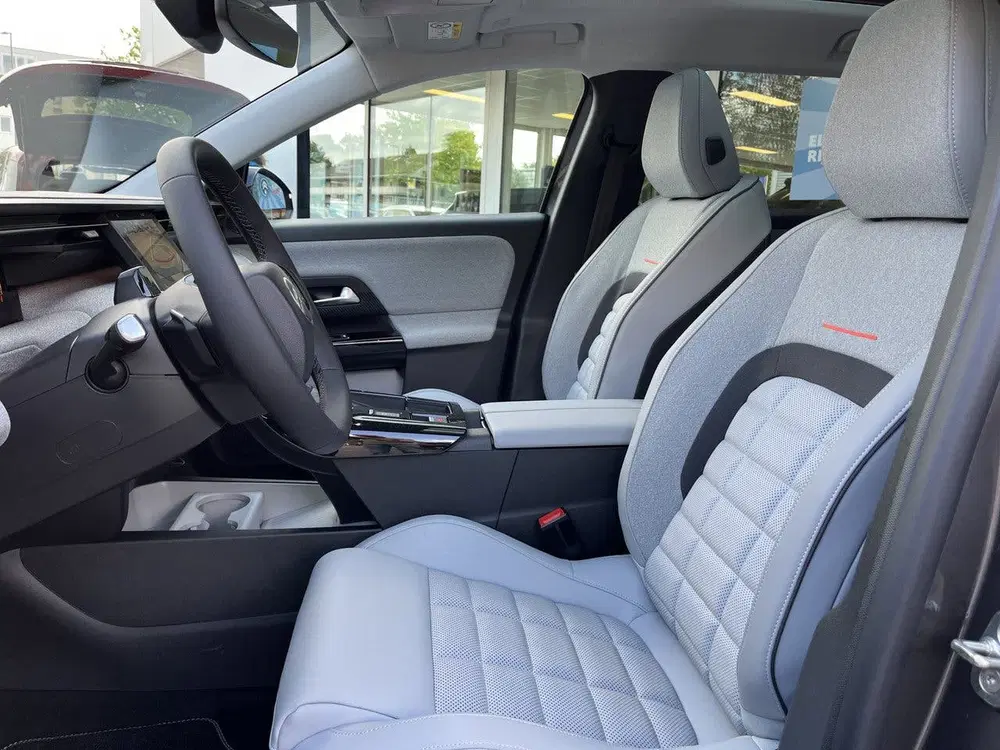 Citroën C5 Aircross 1.6 Plug-In Hybrid 225 Max ZEER LUXE AU uit 2026, foto 5