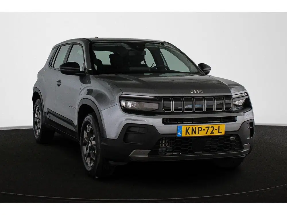 Jeep Avenger 1.2 e-Hybrid Longitude Apple CarPlay 16" L uit 2024, foto 2