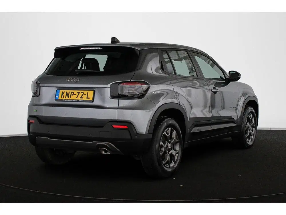 Jeep Avenger 1.2 e-Hybrid Longitude Apple CarPlay 16" L uit 2024, foto 3