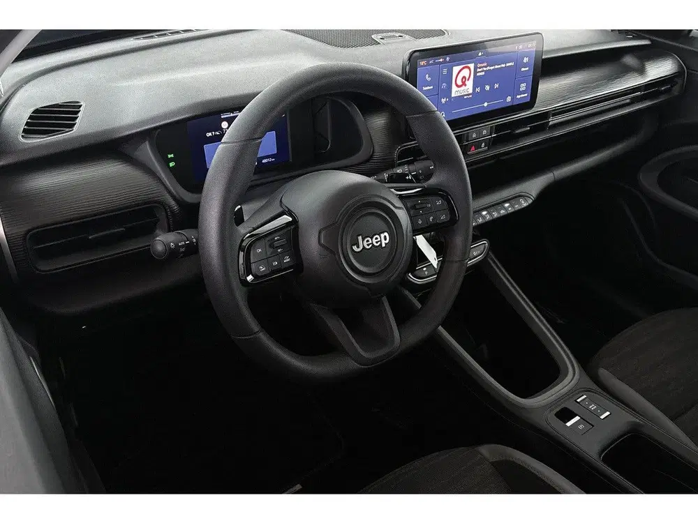 Jeep Avenger 1.2 e-Hybrid Longitude Apple CarPlay 16" L uit 2024, foto 5