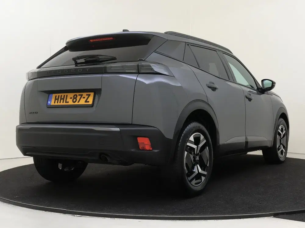 Peugeot 2008 1.2 PureTech 100 Allure uit 2025, foto 11