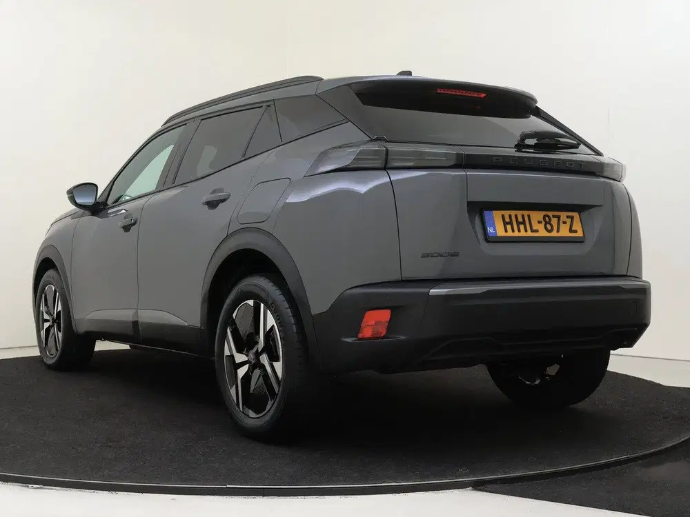 Peugeot 2008 1.2 PureTech 100 Allure uit 2025, foto 4