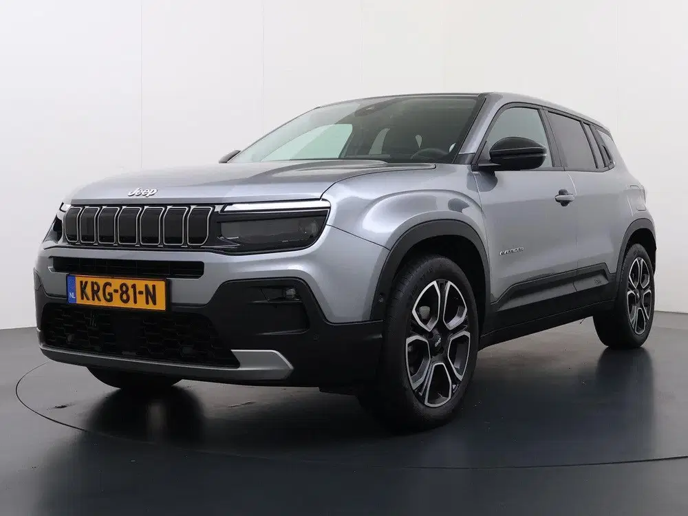 Jeep Avenger Summit 100pk uit 2025