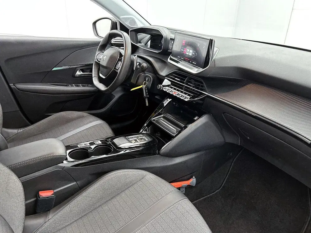 Peugeot 208 Allure Pack 100pk Automaat uit 2023, foto 10