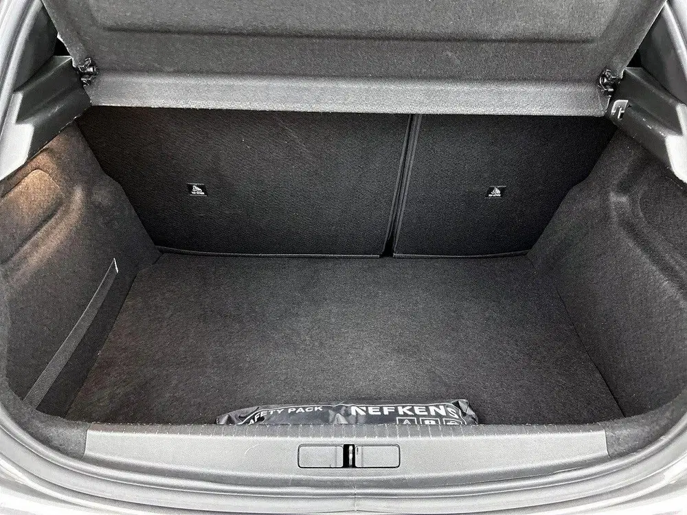Peugeot 208 Allure Pack 100pk Automaat uit 2023, foto 13